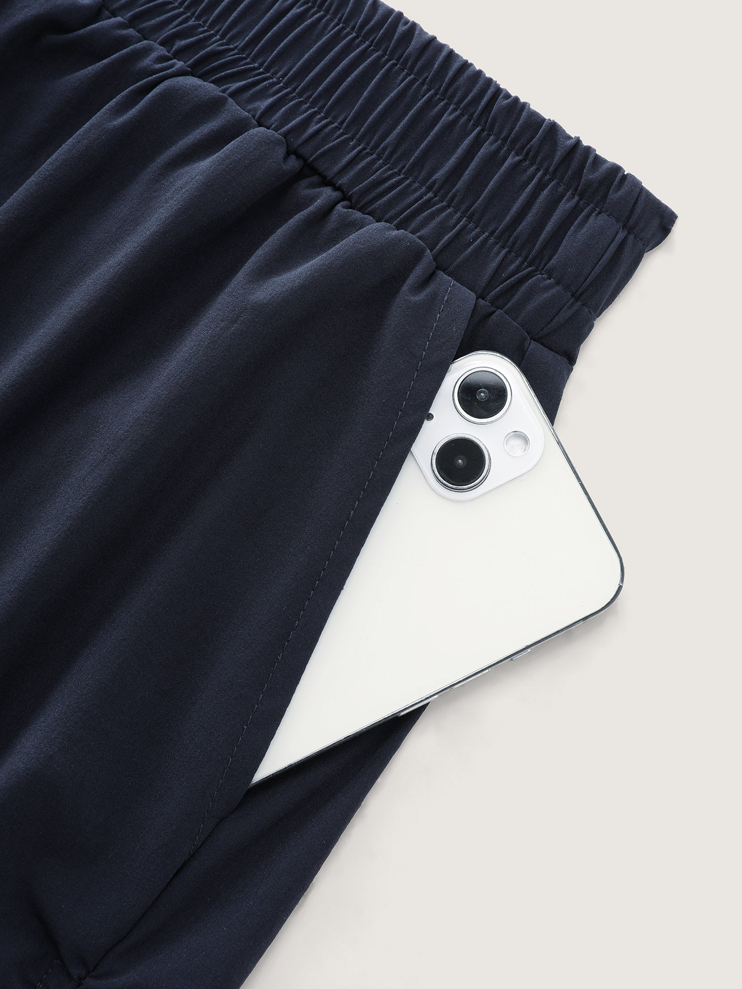 Breathable Wide Waistband Ruched Shorts