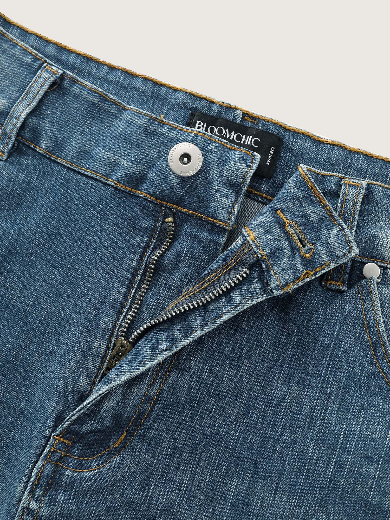 Stretchy Raw Hem Denim Shorts